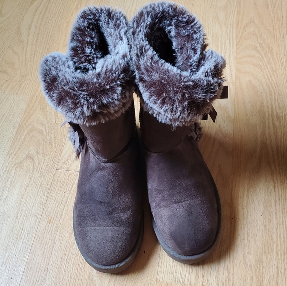 J Mark Woman's Suade Warm Winter Boots Size 9. - Picture 7 of 10